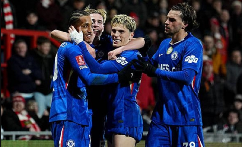 chelsea-sup-do-truoc-everton-hang-thu-mac-sai-lam-kho-chap-nhan