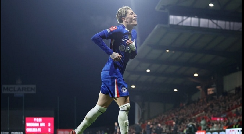 garnacho-toa-sang-giup-chelsea